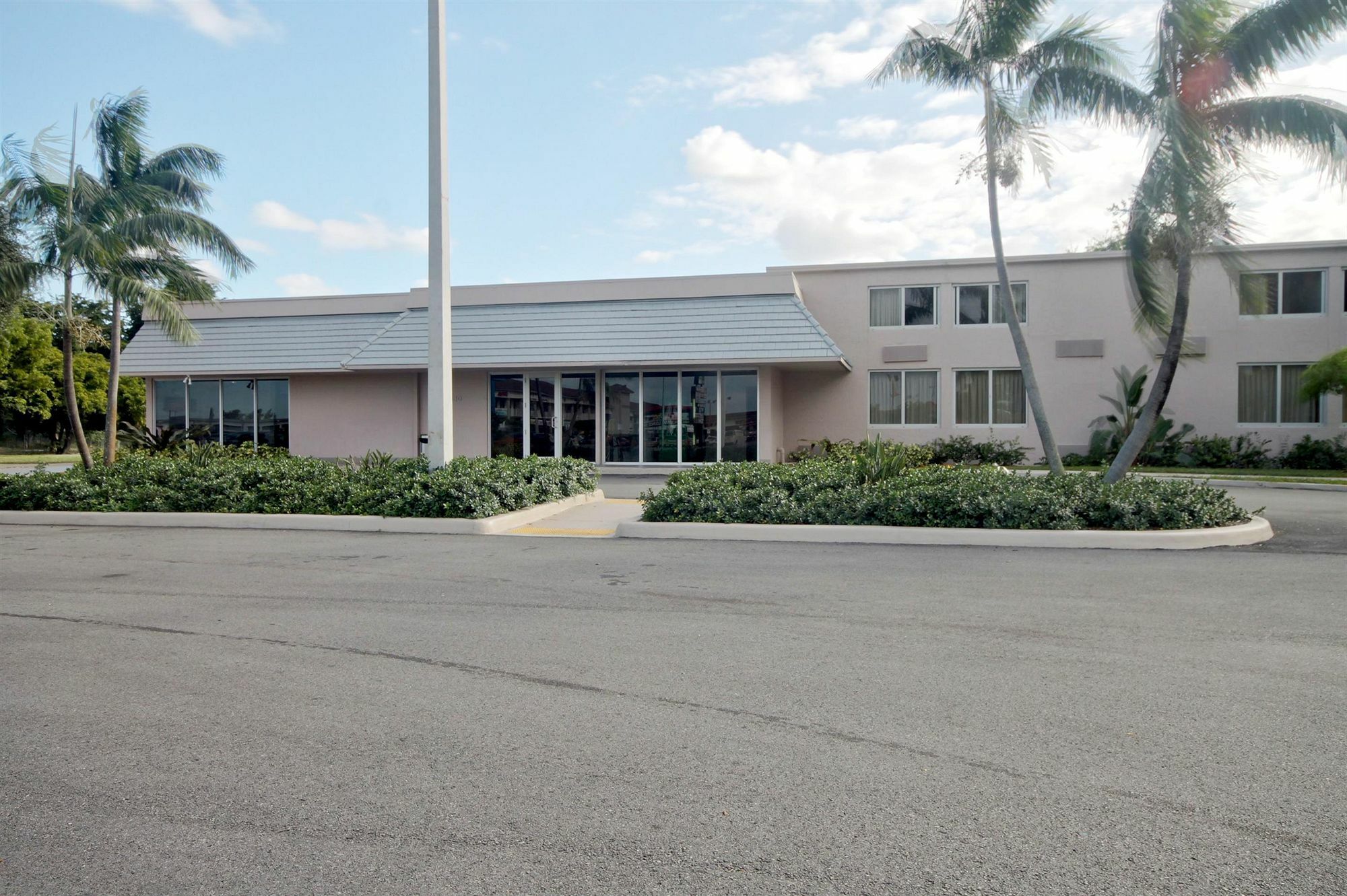 Motel 6-Miami, Fl Doral Exterior photo